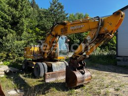 Online auction: LIEBHERR  A902 LITRONIC