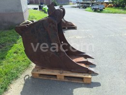 Online aukce:   LŽÍCE VELKÁ SE ZUBY 60 CM