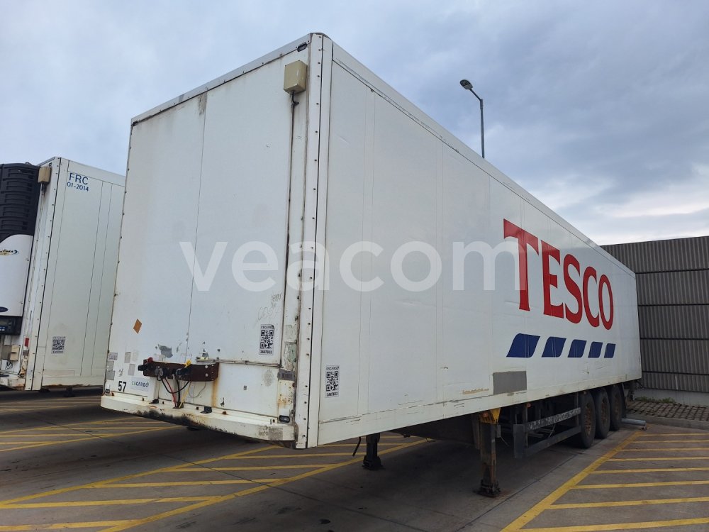Online árverés: SCHMITZ  CARGOBULL SKO 24