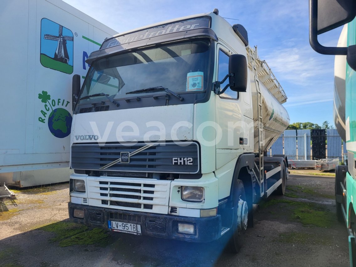Online aukce: VOLVO  FH12