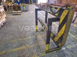 Online aukce:   HÁK NA 2200 KG