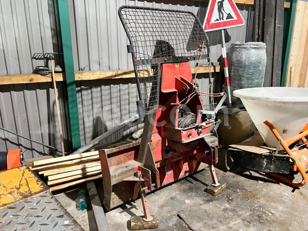 Online aukce:  INTERFORST SW 5000