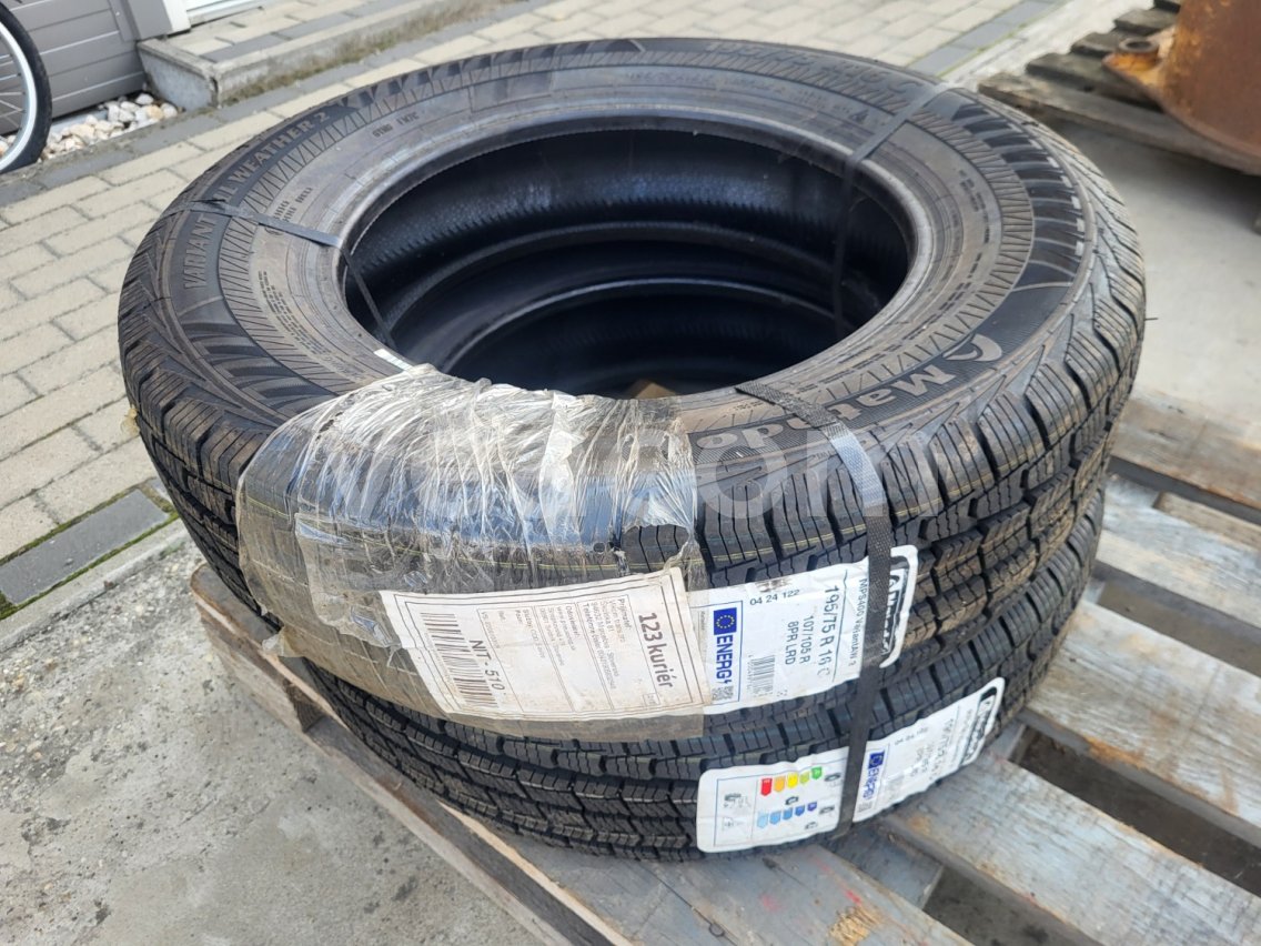 Online aukce:   2KS MATADOR 195/75R16C