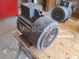 Online árverés:   MOTOR 5.