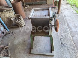 Online árverés:   DRTIČKA NA OVOCE