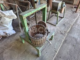 Online auction:  LIS NA OVOCE