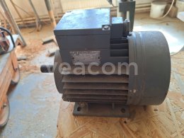 Online árverés:   MOTOR 2.