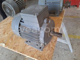 Online árverés:   MOTOR 2.