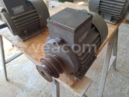 Online árverés:   MOTOR 1