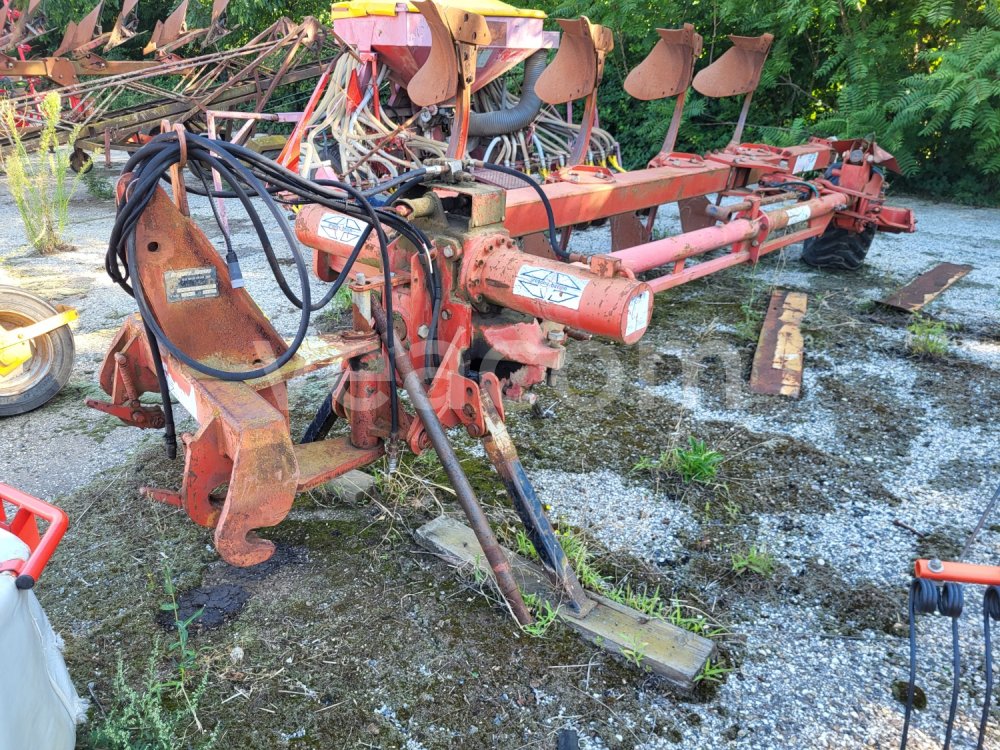Online auction: GREGORIE-BESSON  SPB9