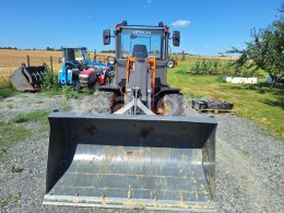 Online aukce: HITACHI  ZW95