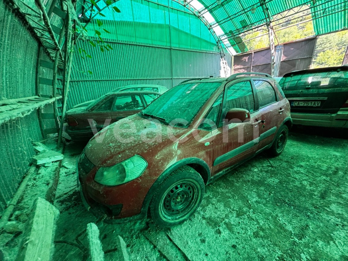 Online aukce: SUZUKI  SX4