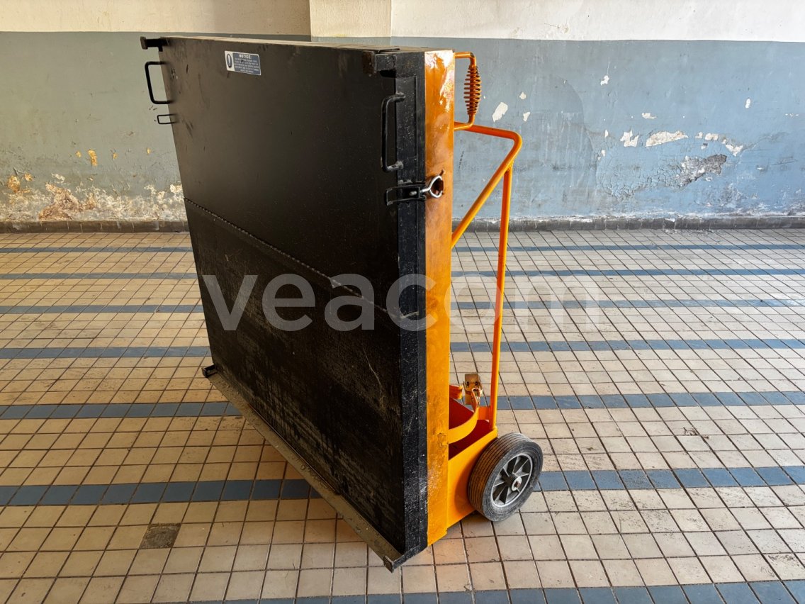 Online aukce: KM  LB-216 INFRAŽIARIČ