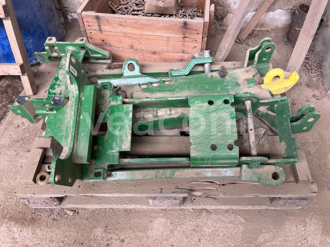 Online aukce:   AGROHÁK NA TRAKTOR JD 6175 R