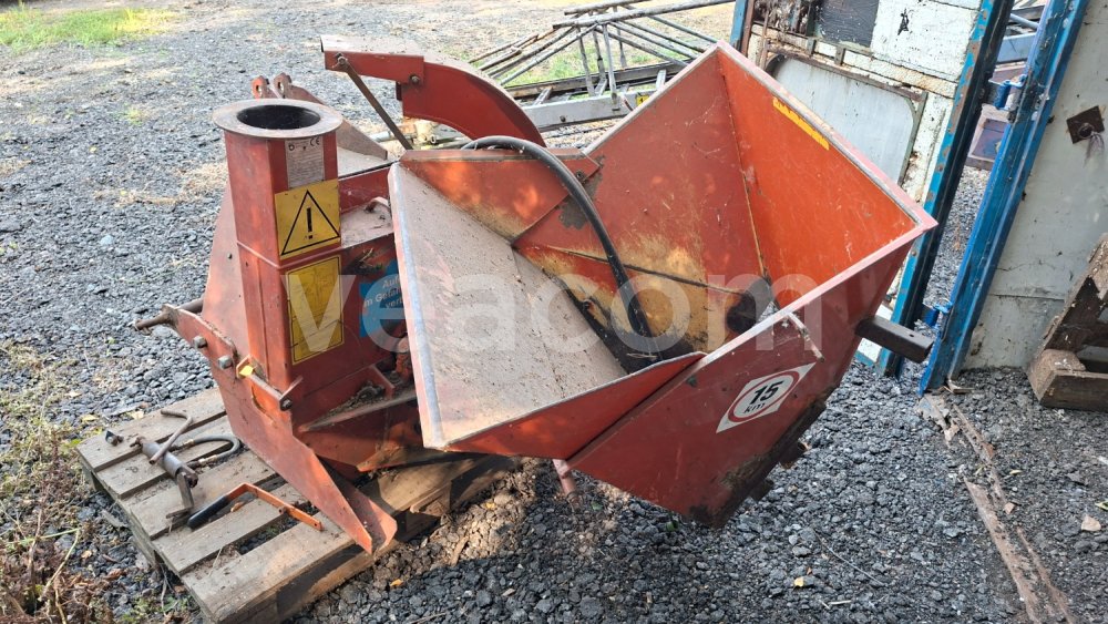 Online árverés: FARMI  CHIPPER CH150