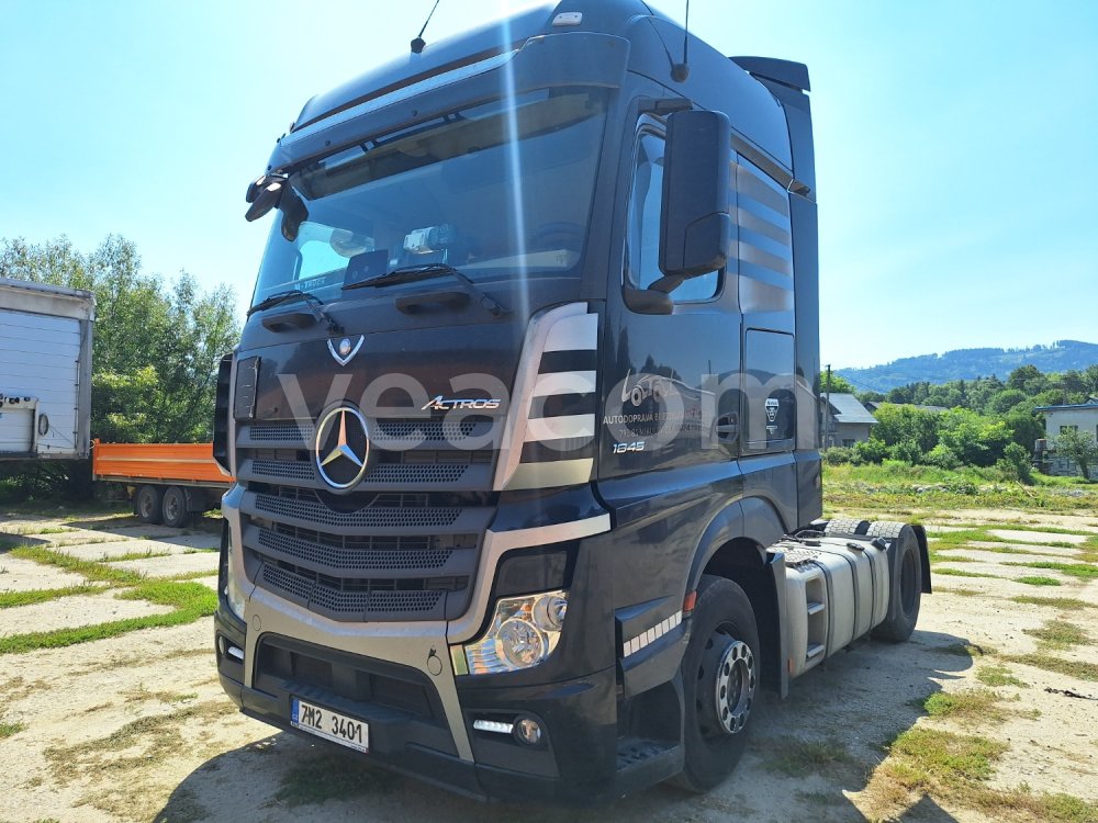 Online auction: MB  ACTROS 1845 LS