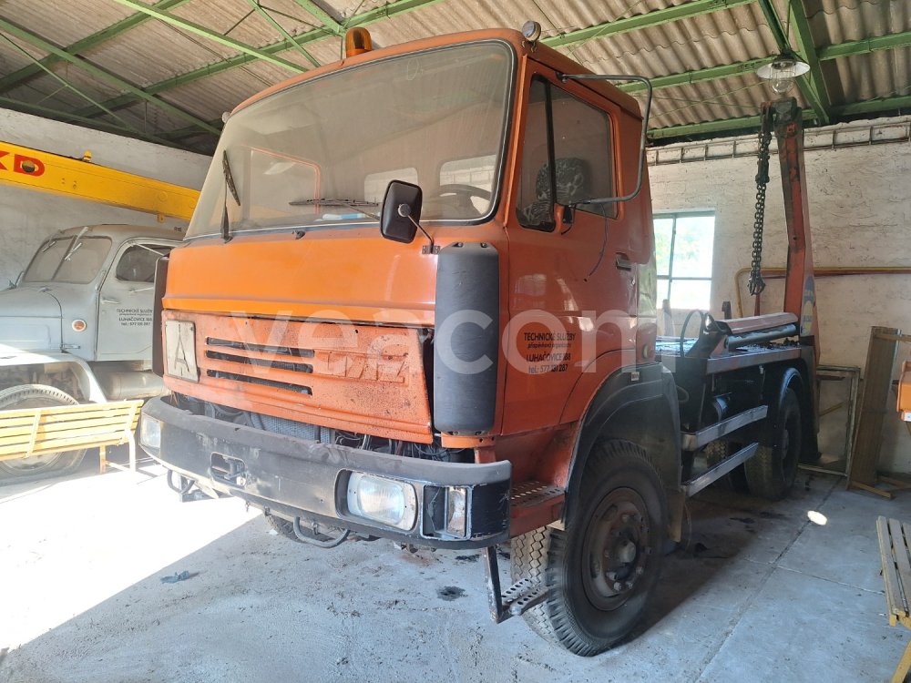 Online auction: LIAZ  110.830
