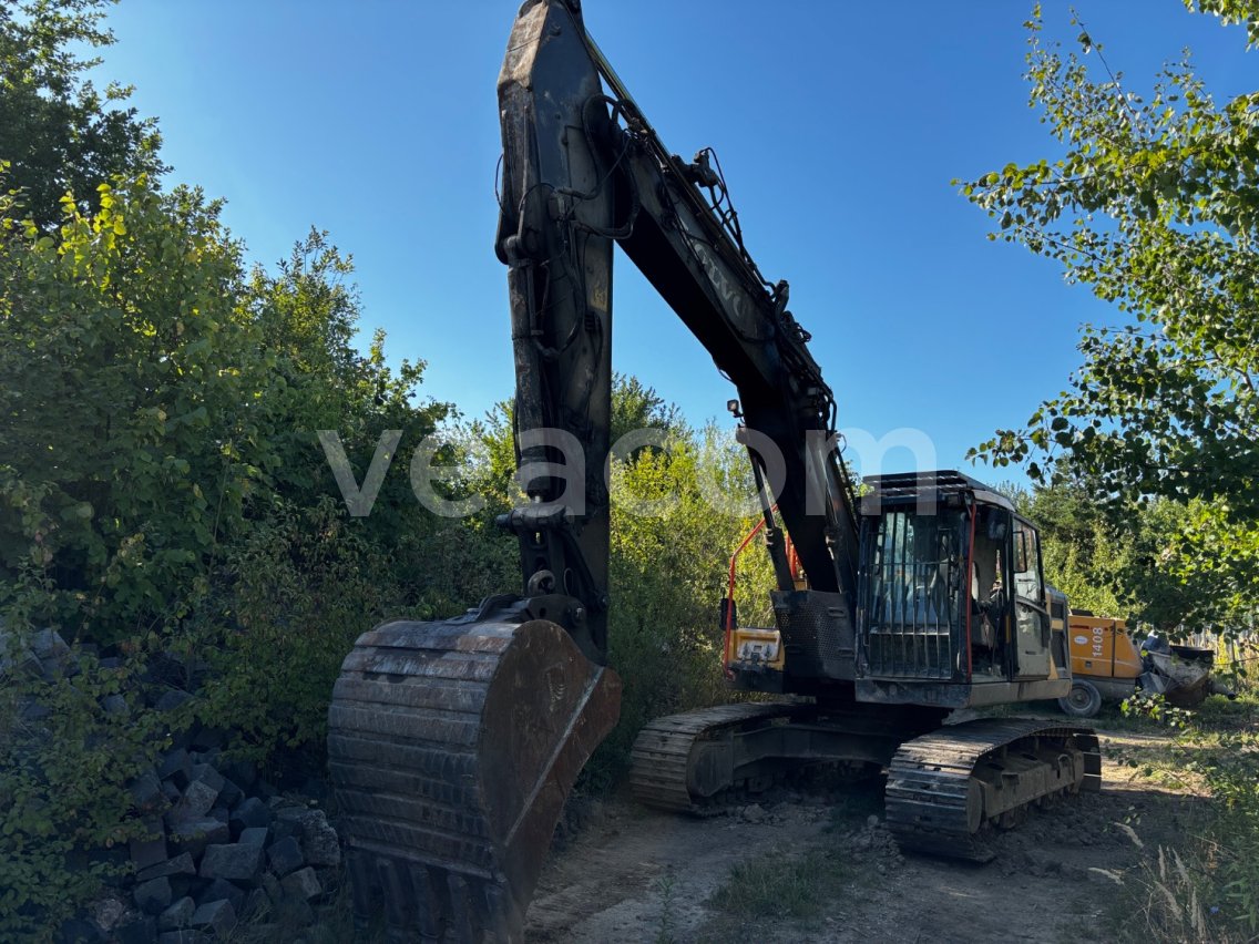 Online aukce: VOLVO  EC220EL