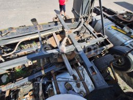 Online-Versteigerung: MB  POMOCNÝ RÁM NA SKLÁPĚČ MERCEDES AXOR