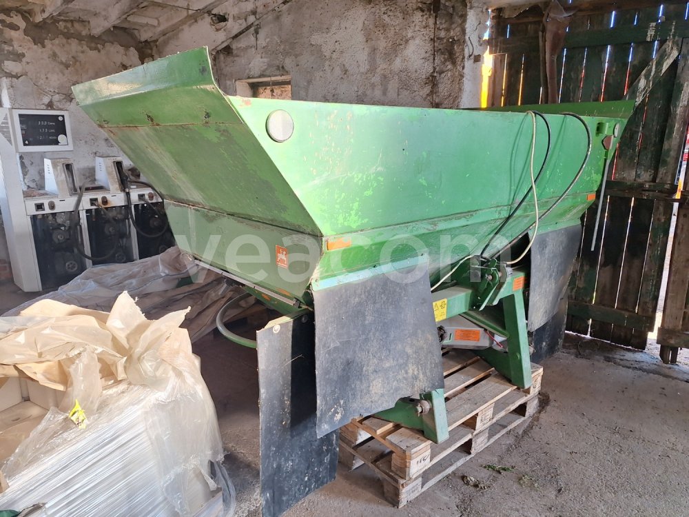 Online aukce: AMAZONE  ZA-M 900