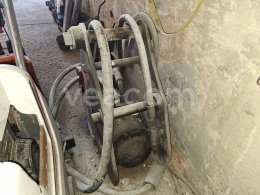 Online aukce:   KLADIVO NA BAGR CATERPILLAR 432E