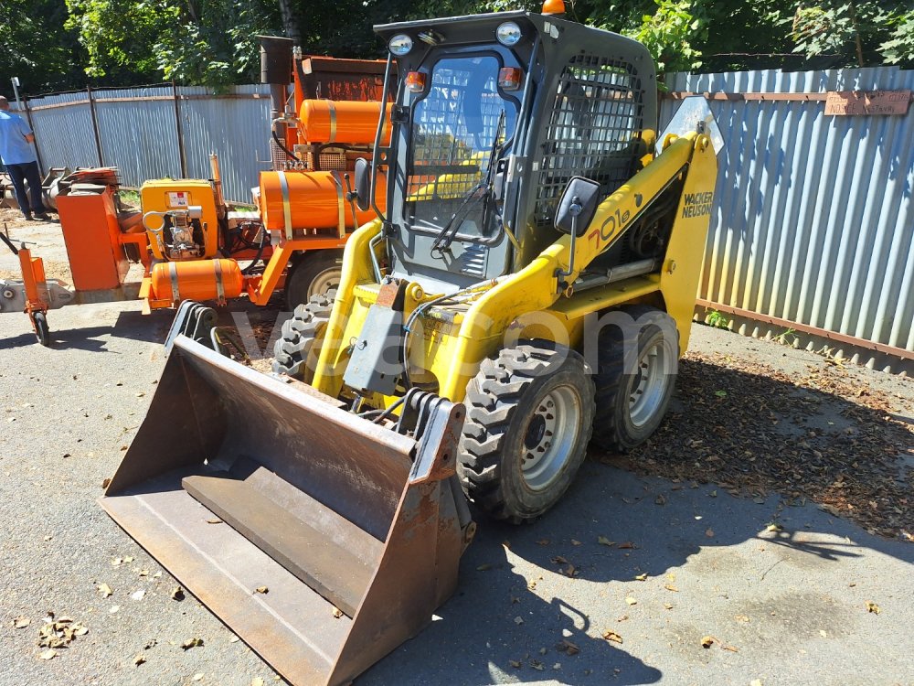 Online aukce: WACKER NEUSON  701 S 4X4
