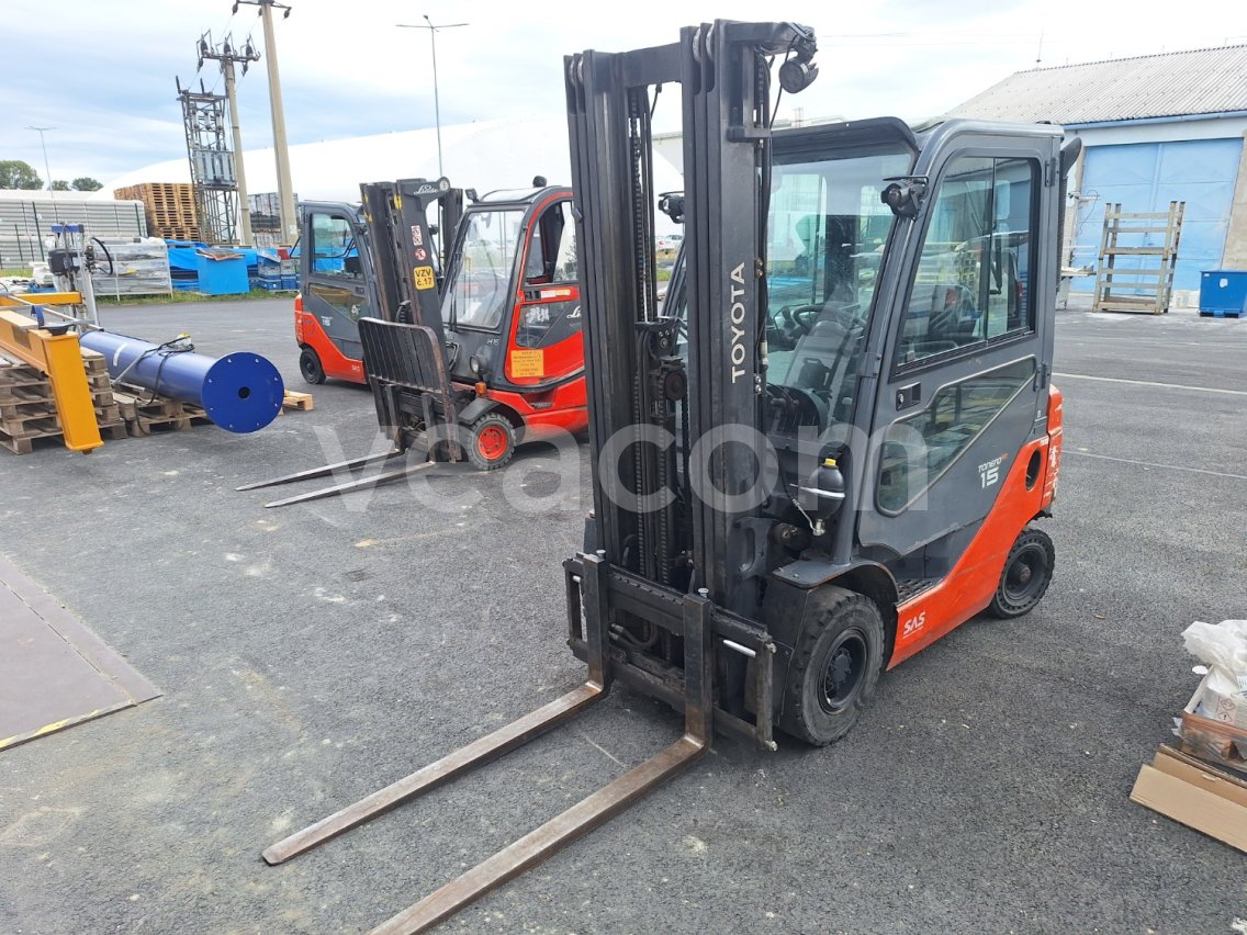 Online aukce: TOYOTA  TONERO 06-8FD15F