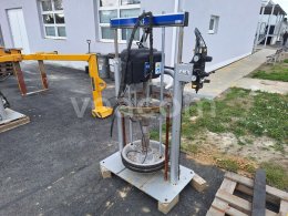 Online aukce:   CHECK MATE C68 200CC