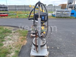 Online aukce:   CHECK MATE C68 200CC