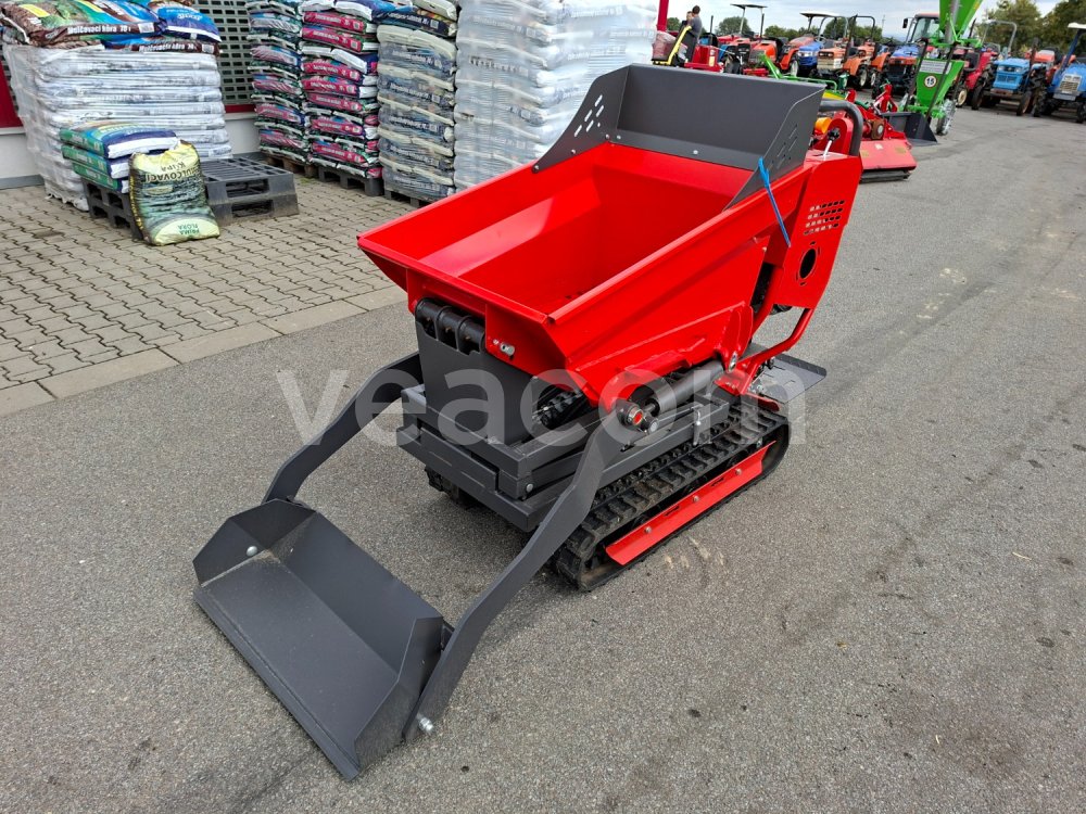 Online aukce: YTO  TD 500