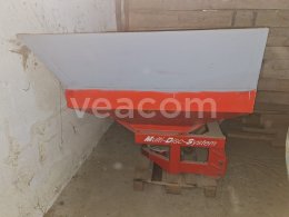 Online aukce: KUHN  MDS 901