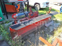 Online aukce:   PLUH PŘEDNÍ NA TRAKTOR