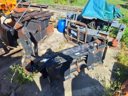 Online auction:  KLEŠTĚ PRO SMYKOVÝ NAKLADAČ
