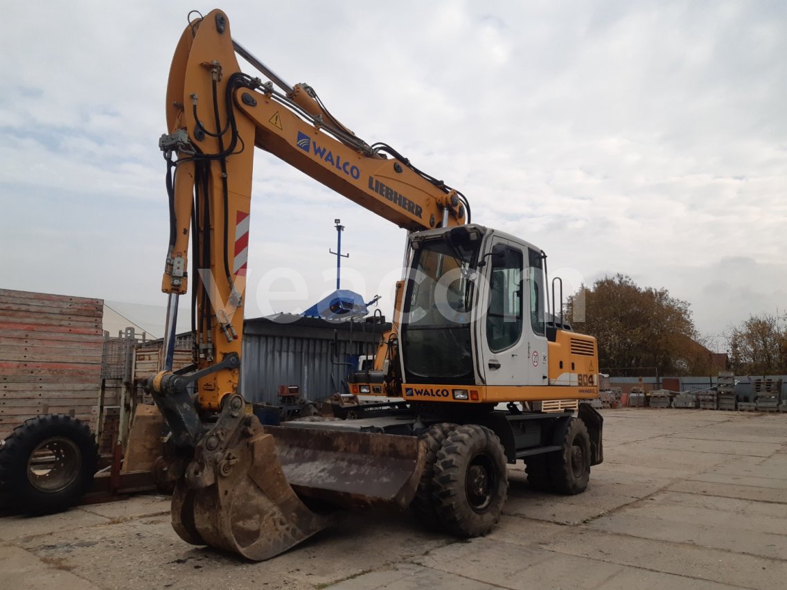 Aukcja internetowa: LIEBHERR  A 904 C