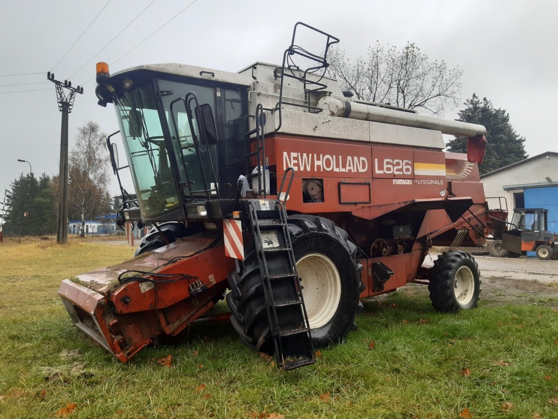 Online auction: NEW HOLLAND  L 626 I