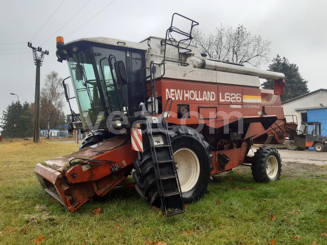 Online aukce: NEW HOLLAND  L 626 I