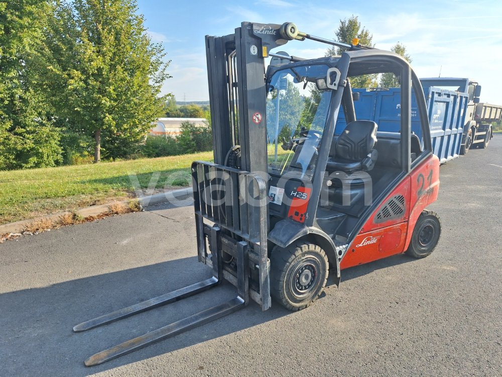 Online aukce: LINDE  H25T-01