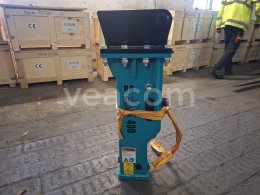 Online aukce:   BULLDOG B400