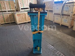 Online aukce:   BULLDOG B600