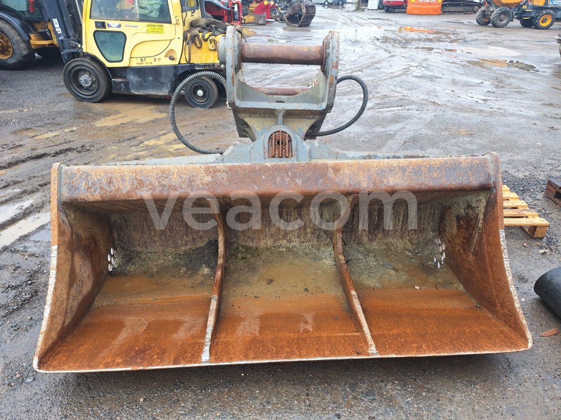 Online aukce:   LŽÍCE RENOMAG VOLVO - 220 CM