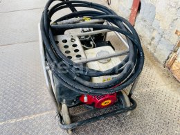 Online aukce:   JCB BEAVER