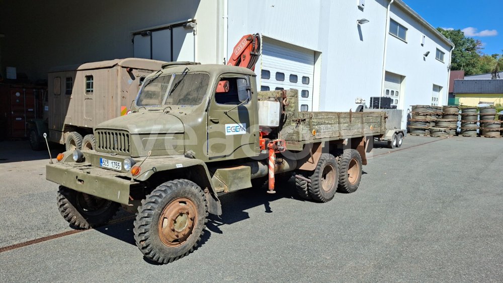Online auction: PRAGA  V3S 6X6 + HR