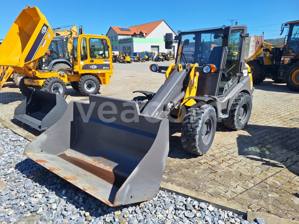 Aukcja internetowa: MECALAC  AX1000 4X4