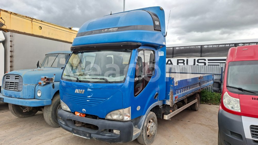 Online-Versteigerung: AVIA  D75