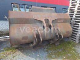Online aukce:   LOPATA NA NAKLADAČ VOLVO L 180