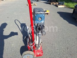 Online aukce:   BOSCH GSH 27 VC SBÍJECÍ KLADIVO