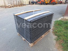 Online aukce:  PŘEJEZDOVÉ PLOTNY 27 KS 77 X 118 CM
