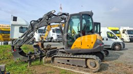 Online auction: MECALAC  6MCR