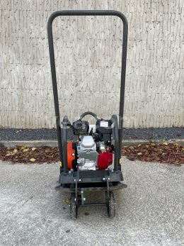 Online aukce:   HUSQVARNA LFV100