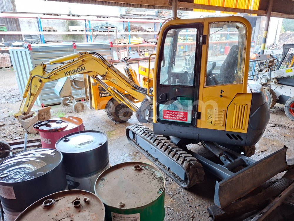 Online auction: HYUNDAI  ROBEX 35-7